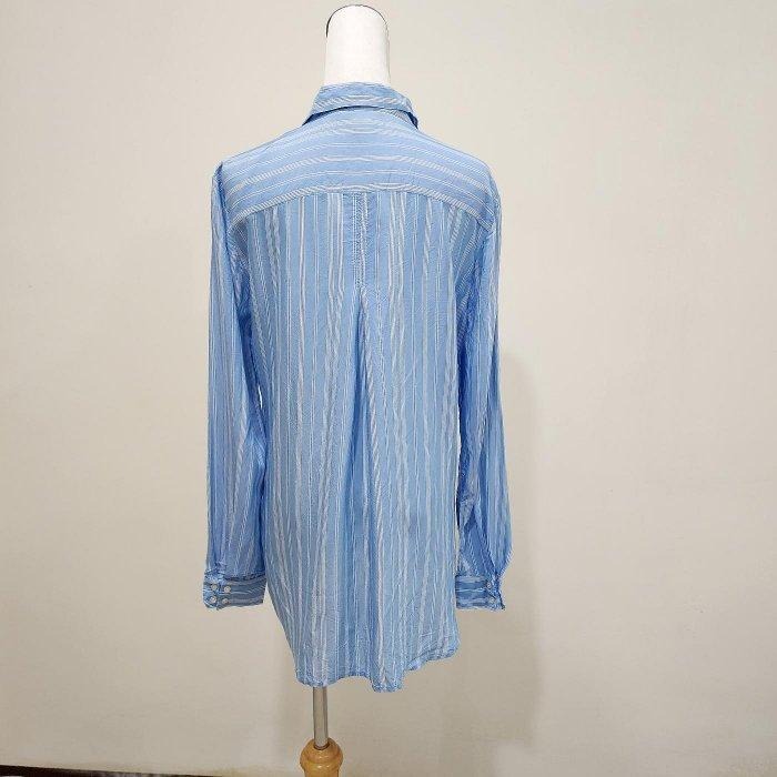 °☆ 珮齊精品舖 ☆° H&M 藍白條紋色長袖襯衫-細節圖3