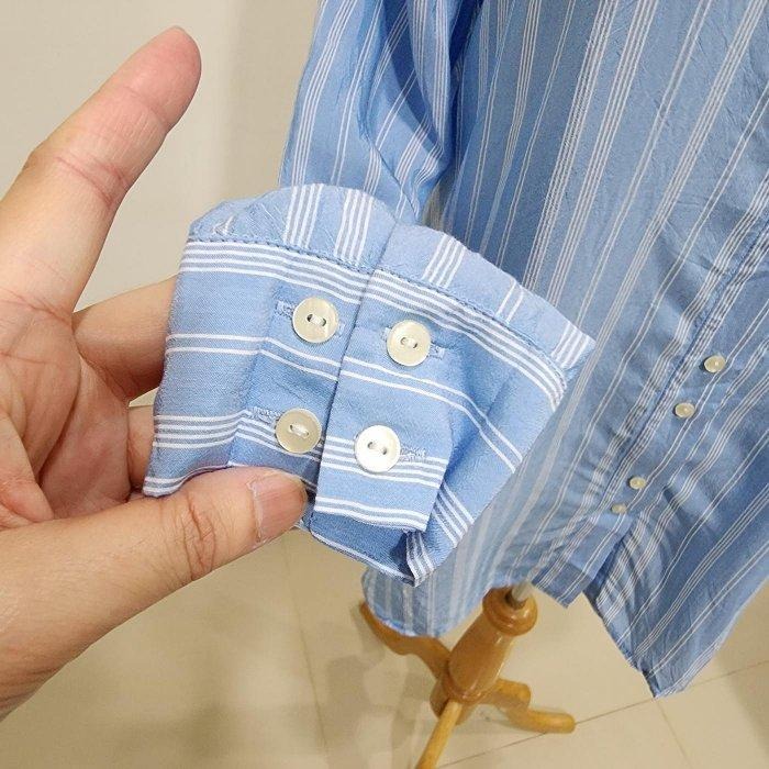 °☆ 珮齊精品舖 ☆° H&M 藍白條紋色長袖襯衫-細節圖4