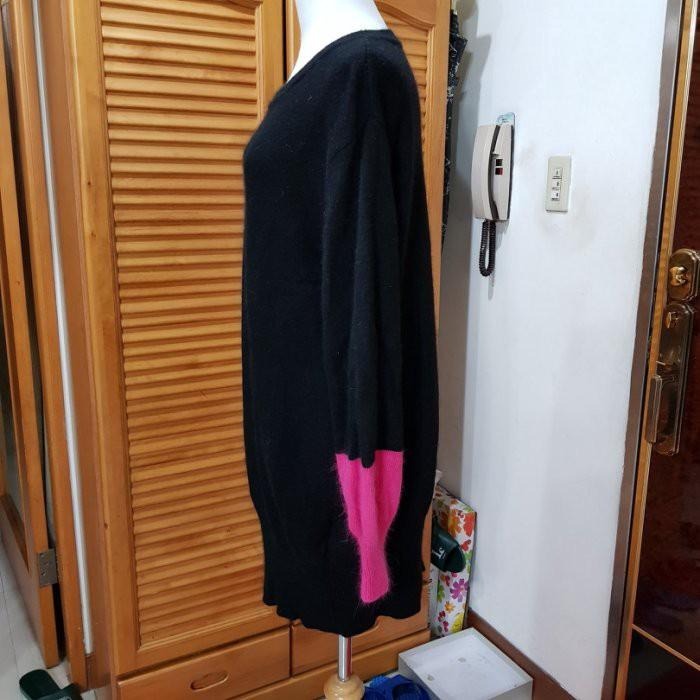 °☆ 珮齊精品舖 ☆° FITTING MARKET 黑色桃紅撞色泡泡袖長版毛衣/短洋(不含腰帶)-細節圖3