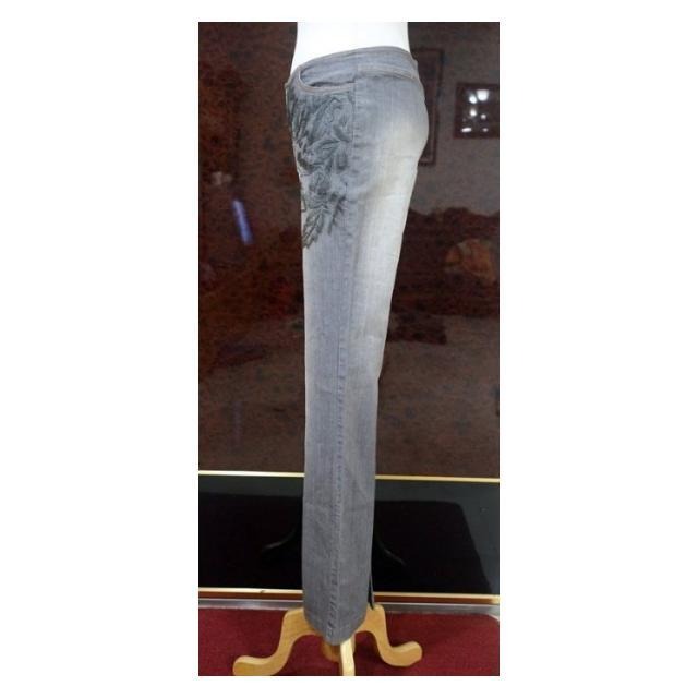 °☆ 珮齊精品舖 ☆° IN 灰色繡花刷白牛仔喇叭長褲-細節圖2