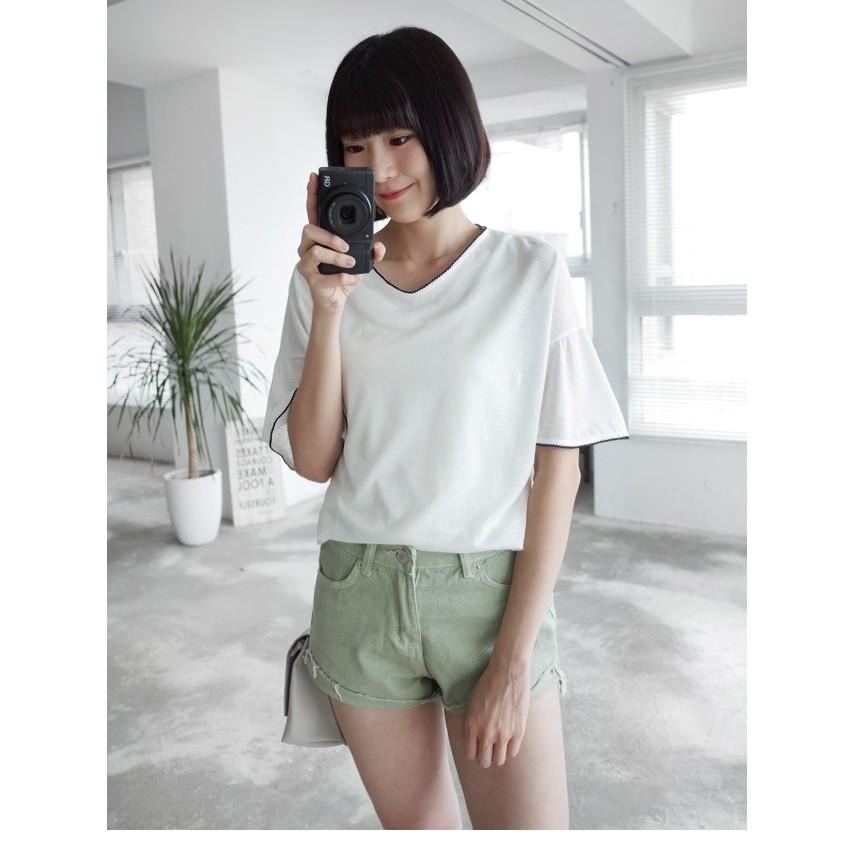 °☆ 珮齊精品舖 ☆° 灰綠色系前反摺牛仔短褲-細節圖3