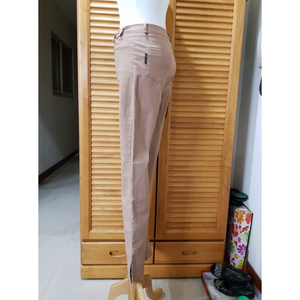 °☆ 珮齊精品舖 ☆° 駝色直筒開叉褲-細節圖3