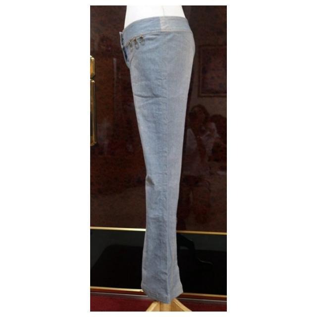 °☆ 珮齊精品舖 ☆° YUZU 後開叉喇叭牛仔長褲-細節圖2