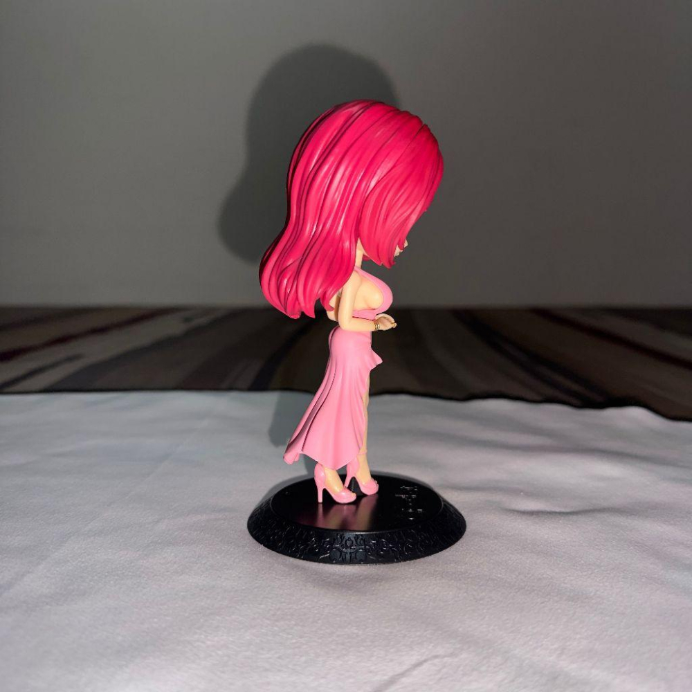 日版 正版 Qposket 日本貴婦姊妹 叶姉妹 叶恭子 葉恭子 粉紅禮服 Q版公仔 景品  二手 現貨 無盒 實際拍攝-細節圖7