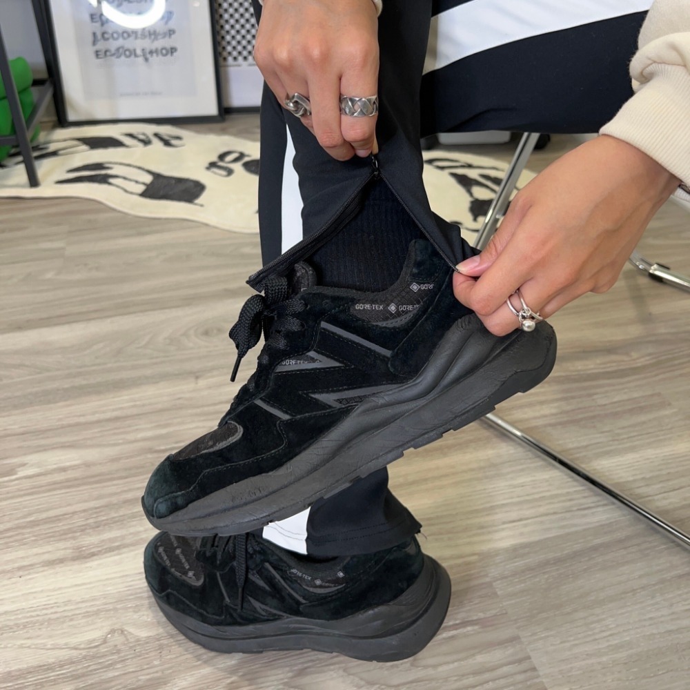 <領券再享折扣>獨家訂製單線褲 褲腳內側拉鍊 超顯瘦 運動長褲 單線褲 爆款 男生衣著 獨家長褲 長褲-細節圖7