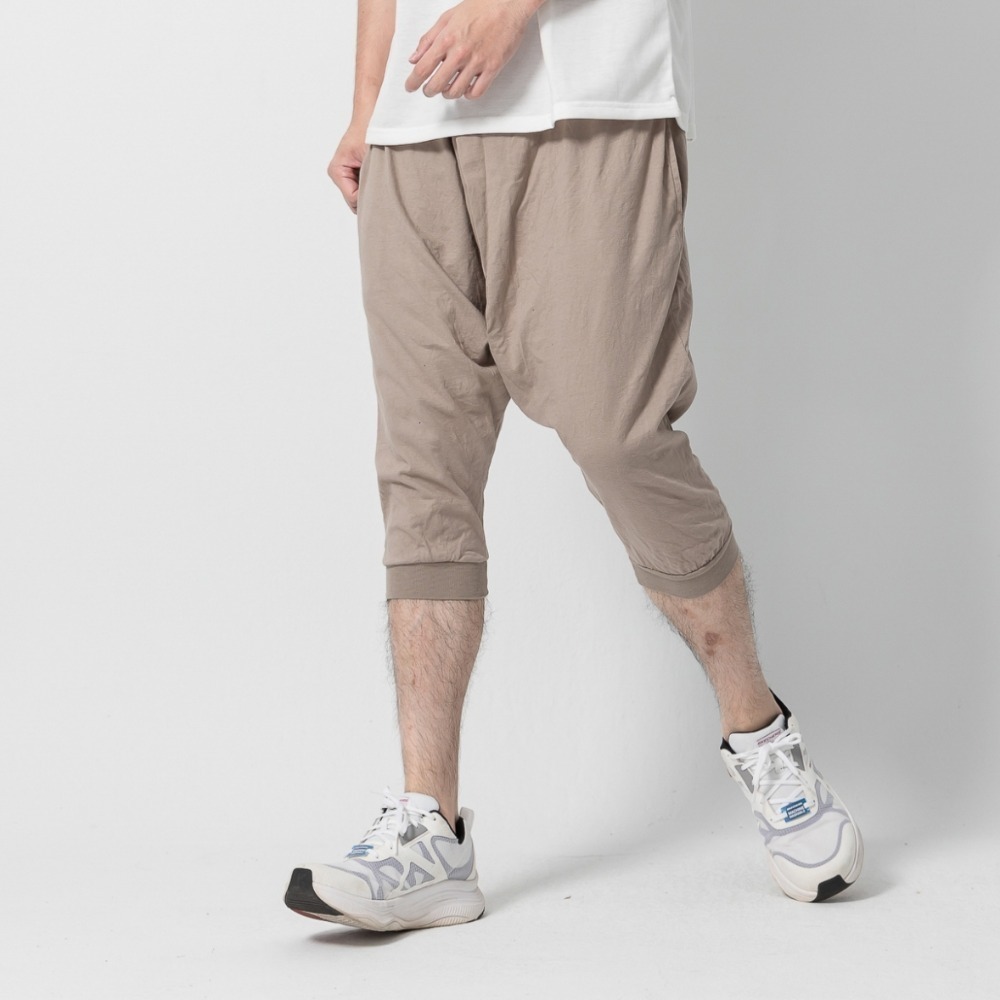 ✨2023新款✨造型剪裁飛鼠褲 2代升級 雙口袋 休閒 舒適 七分褲 台灣製 休閒褲 棉褲 五色 縮口褲-細節圖2