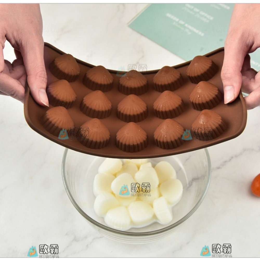 幸運草樂園 歐霸 15連貝殼矽膠模具 手工皂模具 餅乾模具 巧克力模具 巧克力模型 矽膠模 矽膠模具 果凍模 蛋糕模-細節圖3