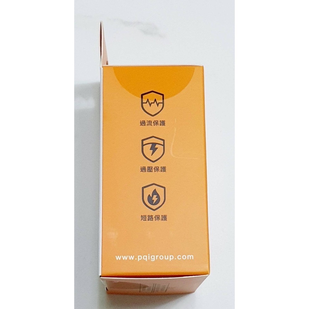 PQI 35W GaN 雙USB-C快速充電器+USB-C to C編織線組合包-白-細節圖3