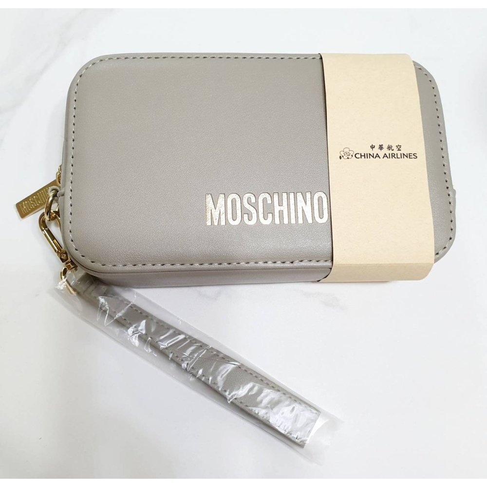 全新 2026華航 X MOSCHINO歐牌旅行盥洗過夜包(商務艙)-沈靜灰 尺寸:19.5cm*11.5cm*5cm-細節圖3