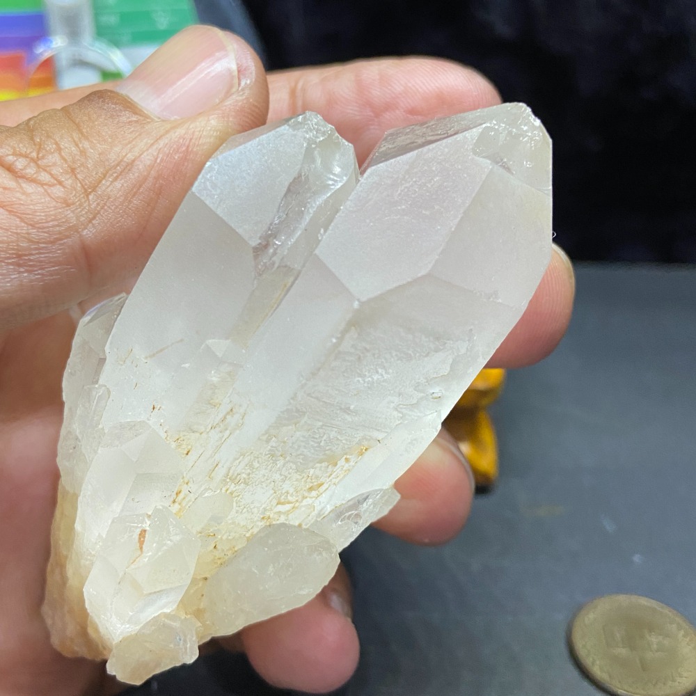 晶簇-白晶簇重136.8g(附實木底座）-細節圖5