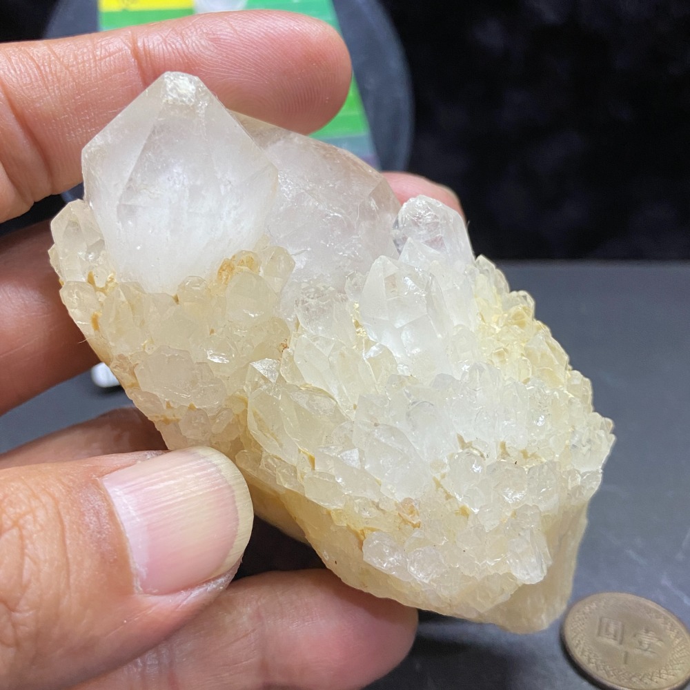 晶簇-白晶簇151.7g(附實木底座）-細節圖3