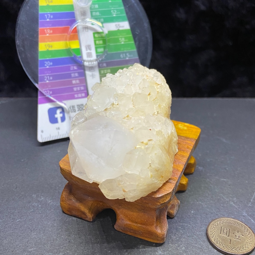 晶簇-白晶簇151.7g(附實木底座）-細節圖5