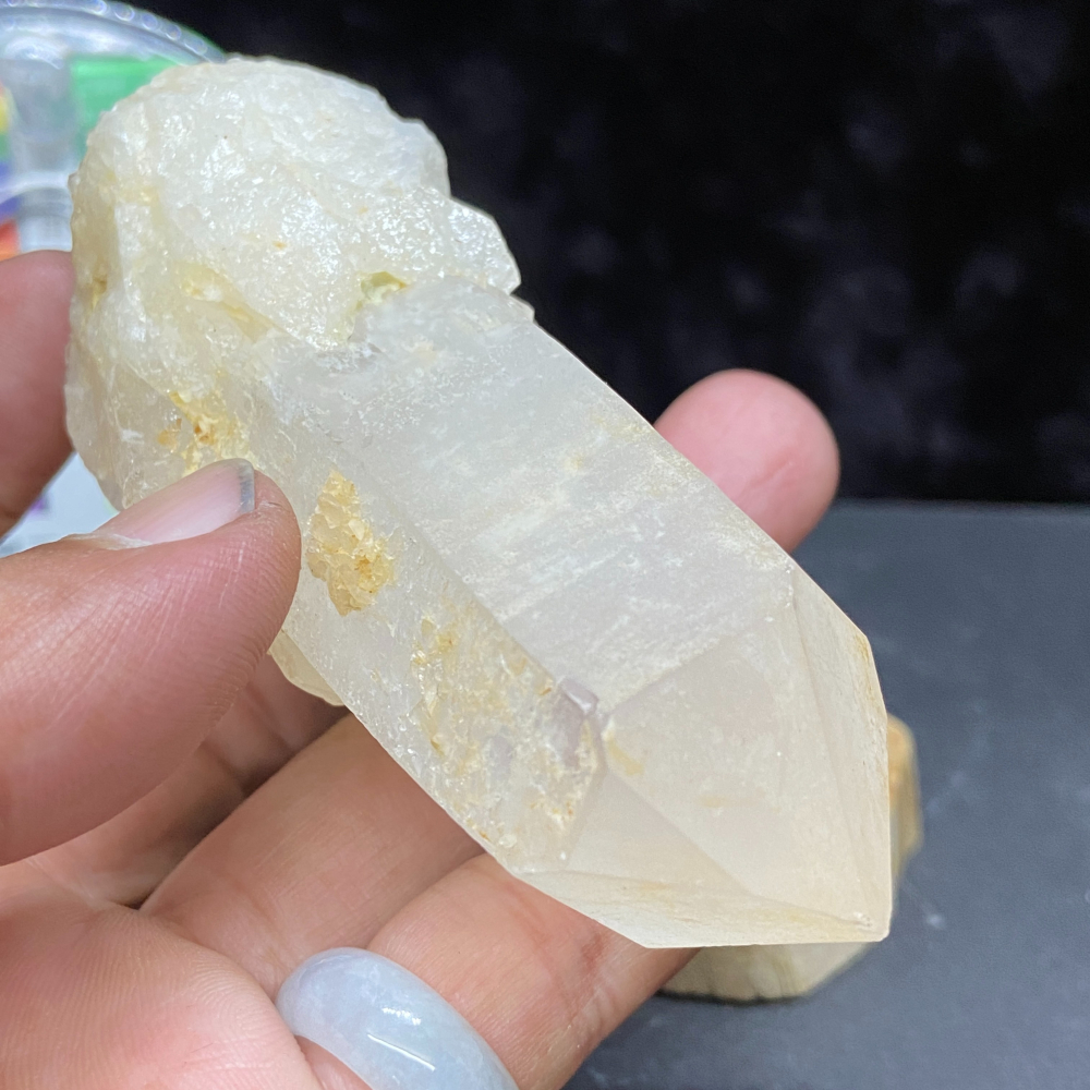 晶簇-白水晶簇重179.9g(附實木底座）-細節圖6