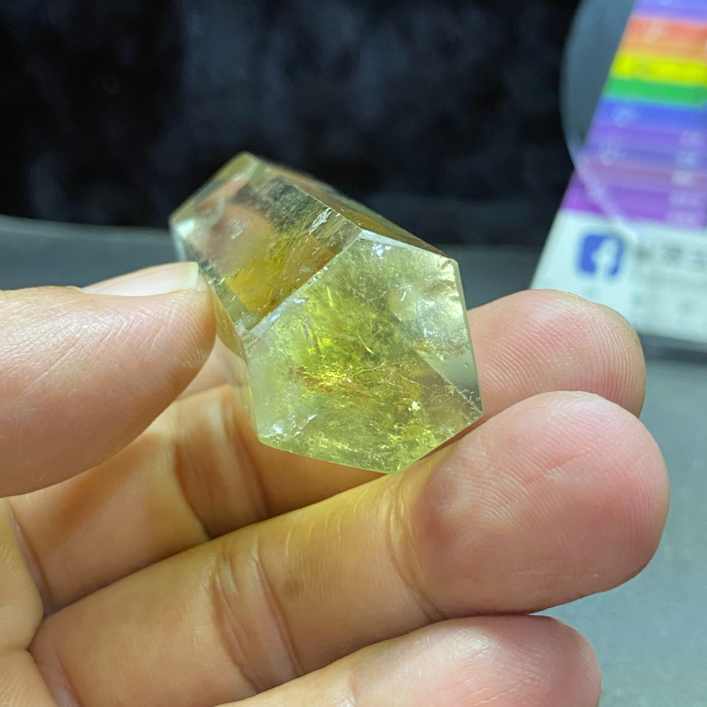 黃水晶柱帶藍針55.4g高71.8mm-細節圖8