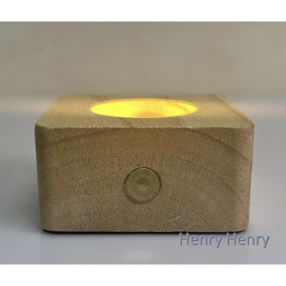 🎁HENRY百貨🎁充電實木燈座 LED燈 小夜燈 禮品 工藝品 居家裝飾 擴香石 水晶杯底座 USB 6公分 原木-細節圖4