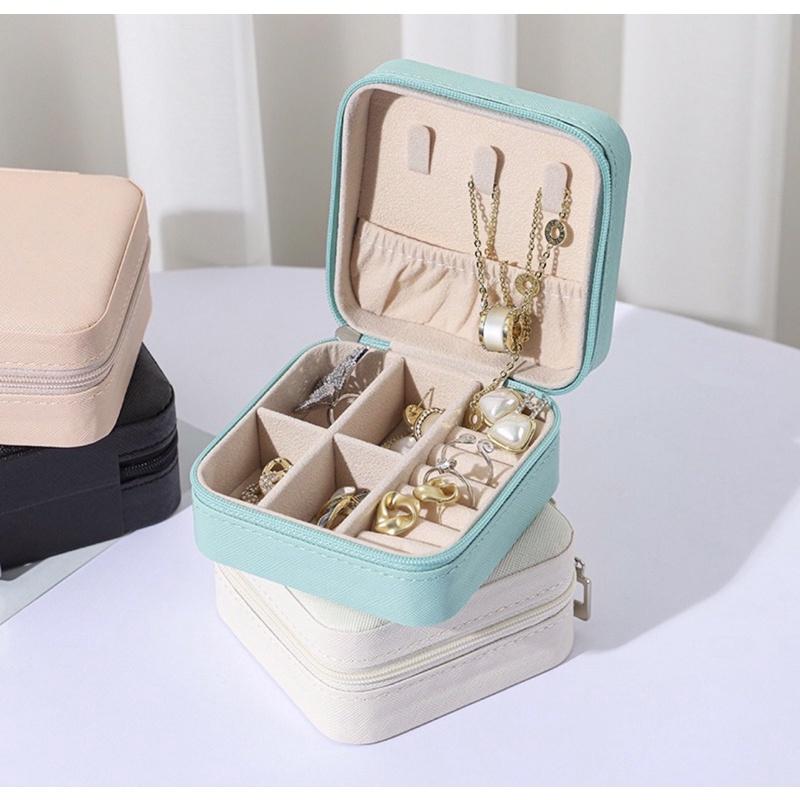 🎁HENRY百貨🎁飾品收納盒 旅行收納盒 便攜飾品盒 多功能收納盒 首飾盒 珠寶盒 旅行珠寶盒 皮革收納盒馬卡龍公主風-細節圖8