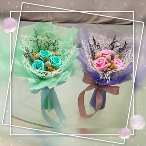 (香皂玫瑰花-送彩燈) 花束 乾燥花 香皂玫瑰花束 永生花 生日 情人節 母親節 畢業禮物 送禮 擺飾 婚禮小物-細節圖5