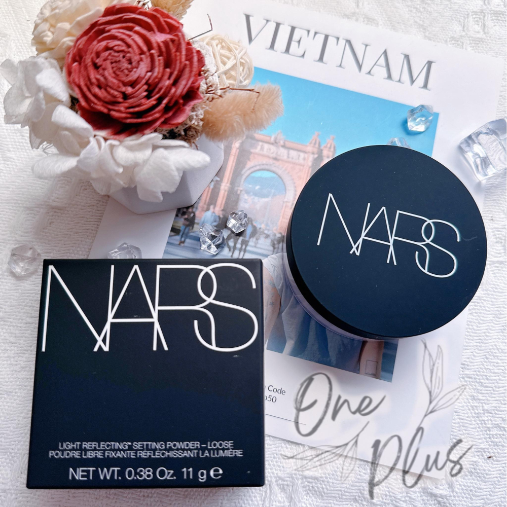 ［Jia’s專櫃美妝］現貨中文標🔥NARS裸光蜜粉/蜜粉餅 定妝控油持久透明遮瑕 10g 裸光蜜粉餅/蜜粉提亮膚色-細節圖3