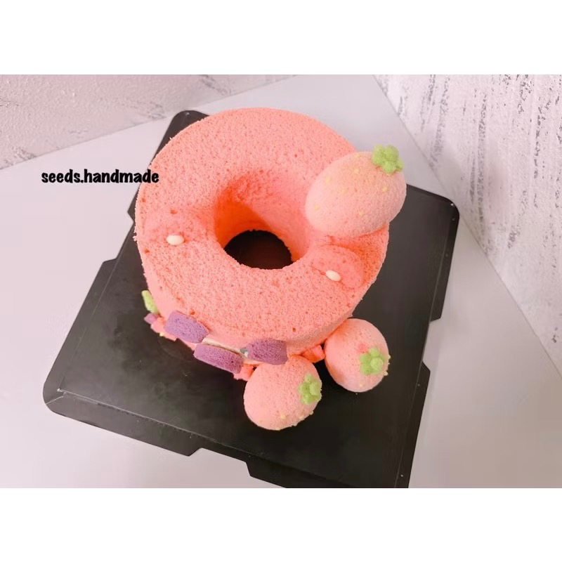 6寸造型戚風蛋糕熊抱哥草莓款 生日派對生日慶生分享 造型戚風蛋糕 熊抱哥 玩具總動員-細節圖4