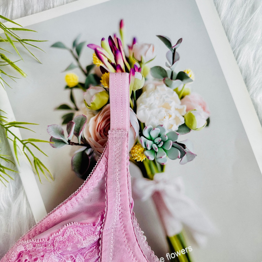 【舒適零束縛】粉嫩蕾絲無鋼圈內衣 | 側邊加壓提托 | 薄襯絲棉杯-1693-細節圖5