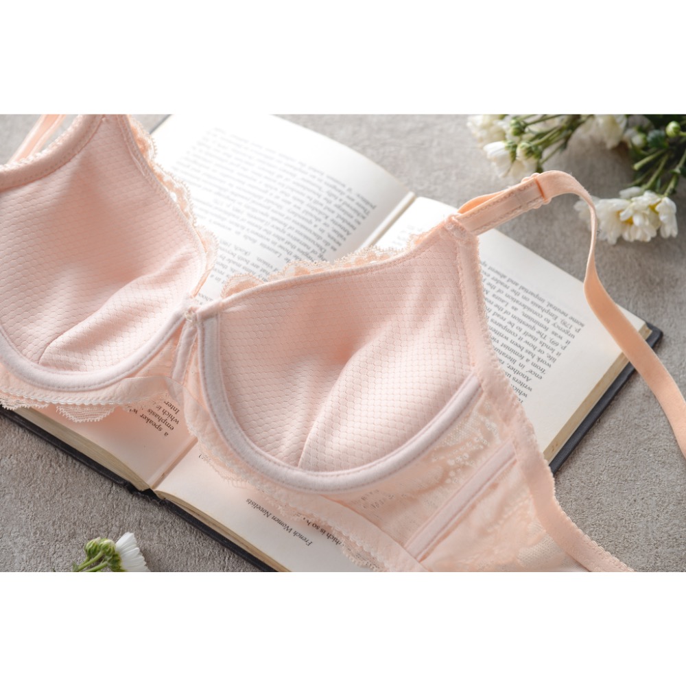 ✨【超值套裝】軟鋼圈甜美蕾絲集中內衣褲組 | 舒適包覆 32B-40B | 買內衣送同款內褲（數量有限）-細節圖2