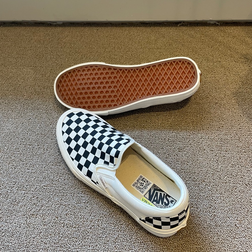 mimi｜現貨 VANS SLIP-ON VR3 黑色棋盤格 懶人鞋 休閒鞋 VN0007NC1KP US.10.0-細節圖4