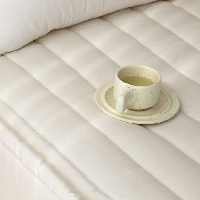 韓國床墊【溫暖家】maatila 素色無印風系列 素色 床墊 止滑墊 水洗  墊子 四季用 韓國 寢具-細節圖8