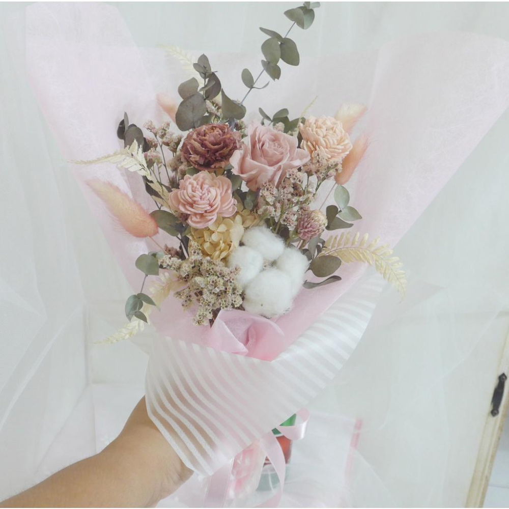 eflora 感恩花束 清新裸粉 乾燥花 永生花 情人節 教師節 婚禮 生日 畢業 聖誕 離職 升遷聖誕交換禮物樹花圈-細節圖3