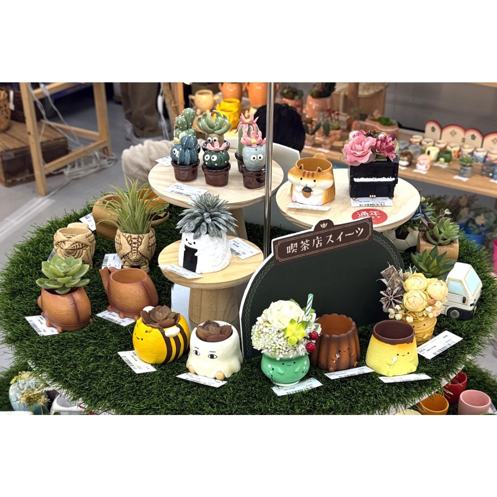 日本進口Greenhouse迷你花器 多肉盆栽樹脂花盆花器 可愛吐司漢堡飯糰鋼琴松鼠蜜蜂生日情人節禮物永生花束-細節圖3