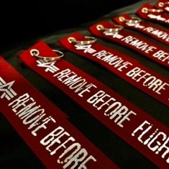 【ALPHA INDUSTRIES】REMOVE BEFORE FLIGHT專用 暗紅色紅飄帶 鑰匙圈 預購-細節圖8