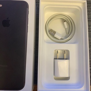 全新 APPLE iPhone附的 原廠充電器 豆腐頭 小白充電頭 A1385 蘋果