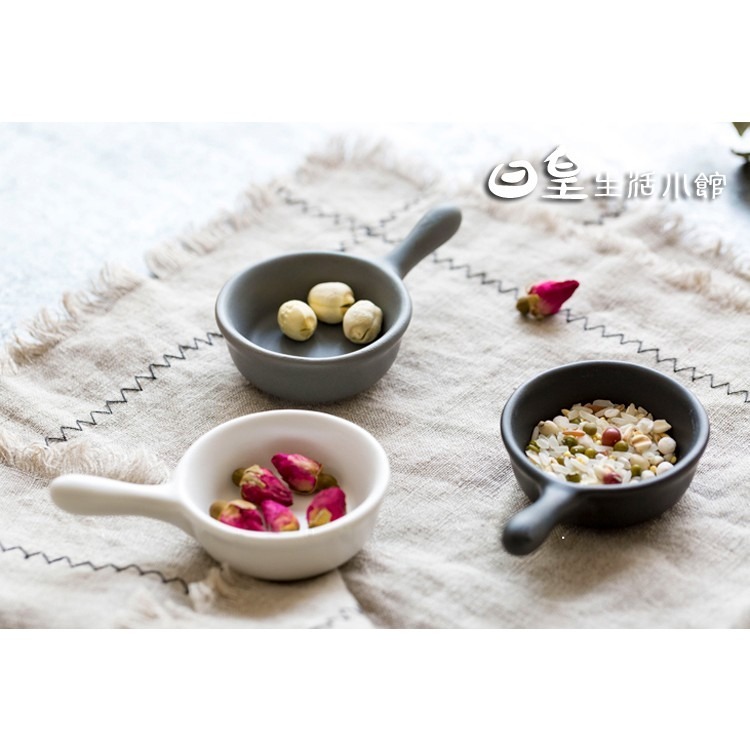 日式陶瓷小碟子 日式把手小碟子 醬油碟 台灣現貨 醬料碟 調味碟 西餐創意調味碟 日皇-細節圖8