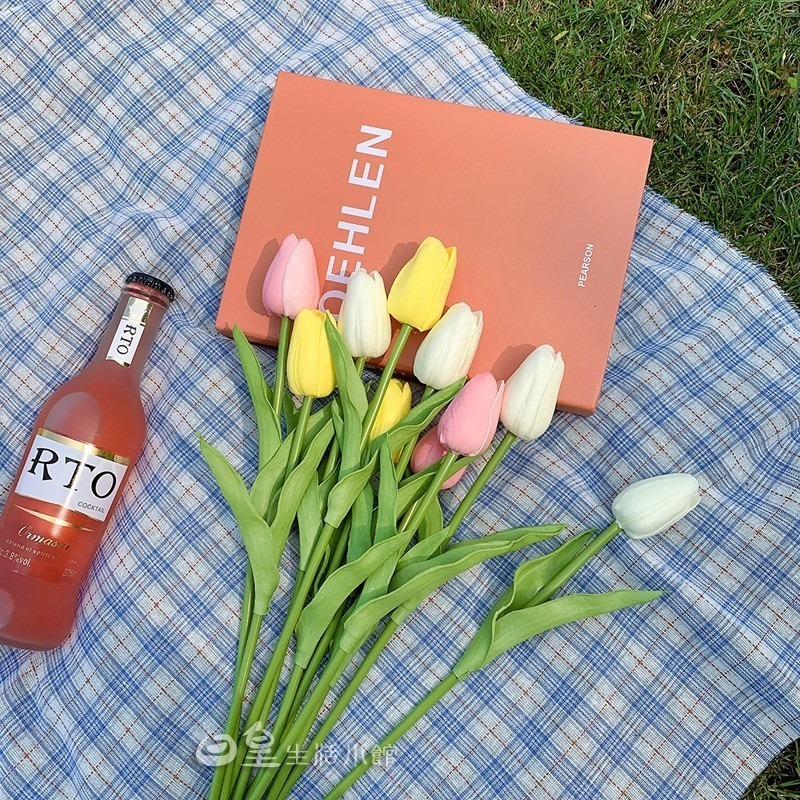 鬱金香 仿真花束 拍照道具 仿真鬱金香 拍攝道具 現貨 裝飾 擺飾 婚禮佈置 日皇-細節圖9