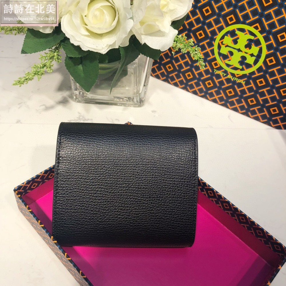 詩詩精品 Tory Burch 皮夾 錢包 短夾 時尚百搭 證件夾 十字紋防刮手拿包 大logo翻蓋 按扣錢夾 零錢包-細節圖3