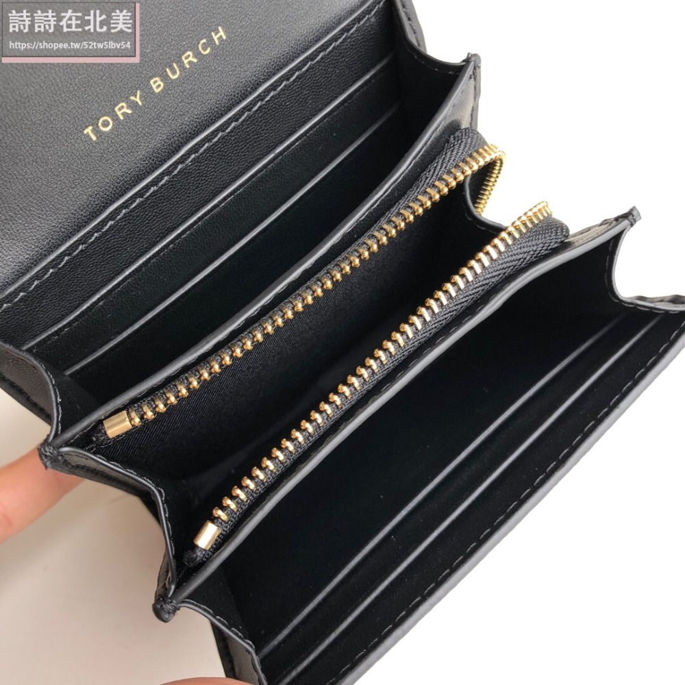 詩詩精品 Tory Burch 皮夾 錢包 短夾 時尚百搭 證件夾 十字紋防刮手拿包 大logo翻蓋 按扣錢夾 零錢包-細節圖5