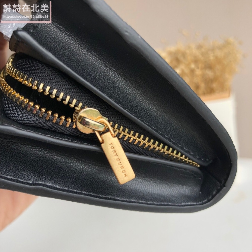 詩詩精品 Tory Burch 皮夾 錢包 短夾 時尚百搭 證件夾 十字紋防刮手拿包 大logo翻蓋 按扣錢夾 零錢包-細節圖6