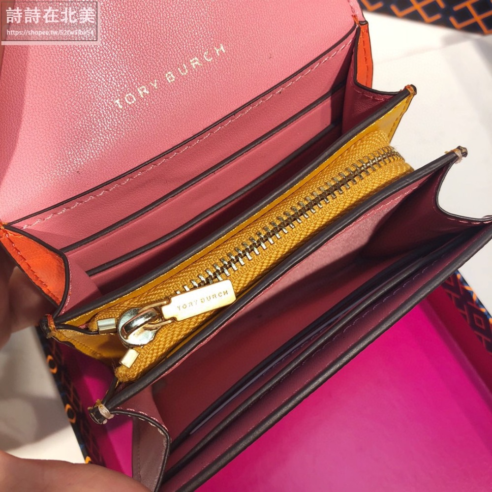 詩詩精品 Tory Burch 皮夾 錢包 短夾 時尚百搭 證件夾 十字紋防刮手拿包 大logo翻蓋 按扣錢夾 零錢包-細節圖9