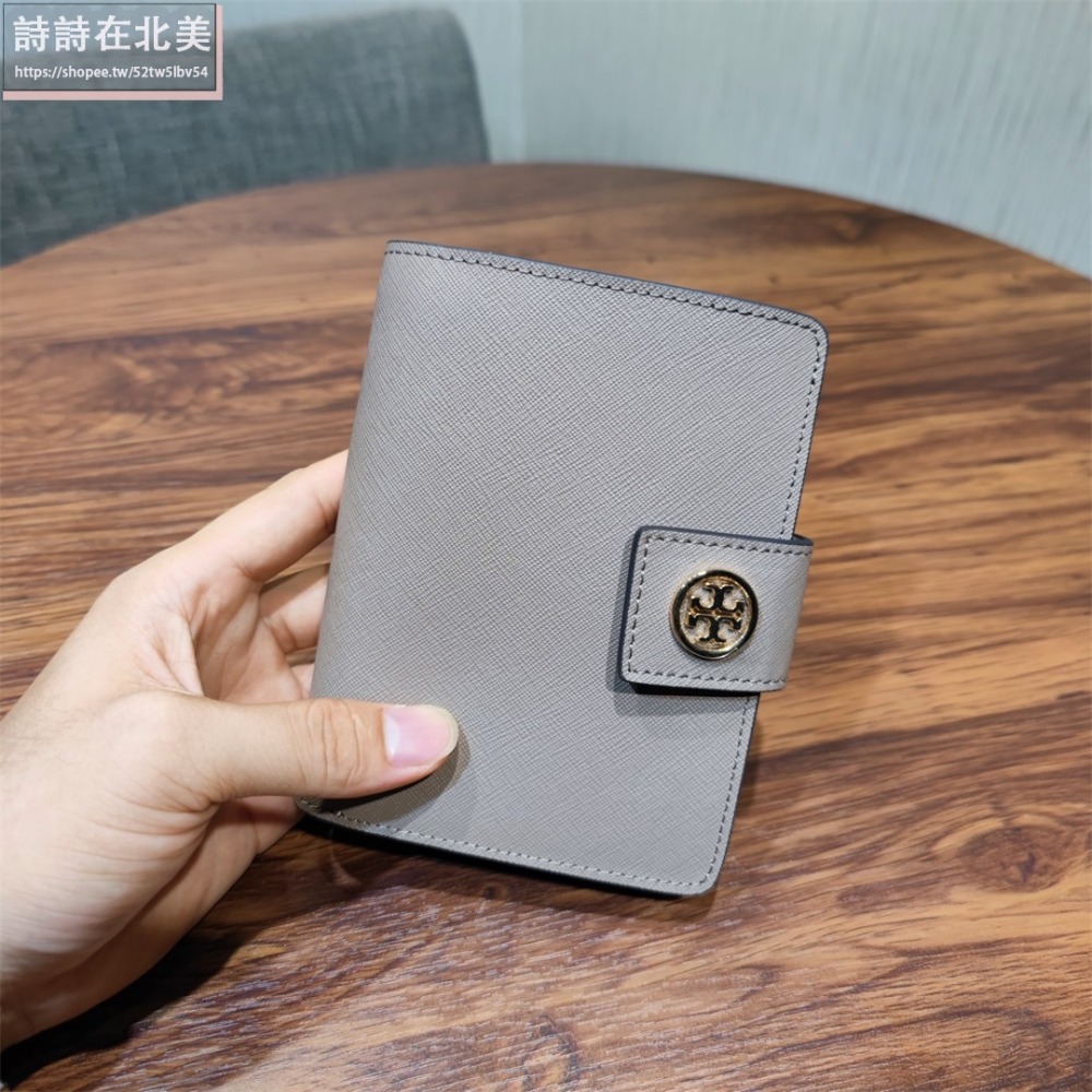詩詩精品 Tory Burch 皮夾 中夾  鈔票夾 十字紋防刮中夾 鈔票夾 暗釦對折錢夾 多卡位信用卡夾 手拿包-細節圖8