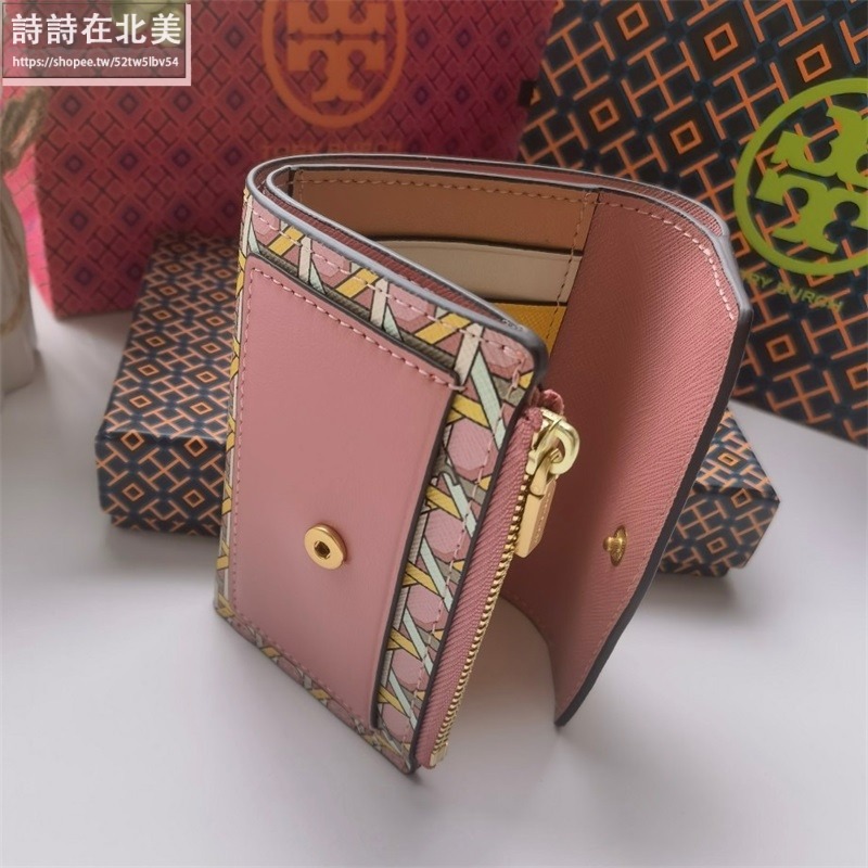 詩詩精品 Tory Burch 皮夾 零錢夾 真皮防刮短夾 錢夾 暗釦夾 短夾 多卡位零錢包十字紋防刮材質 三折短夾-細節圖11