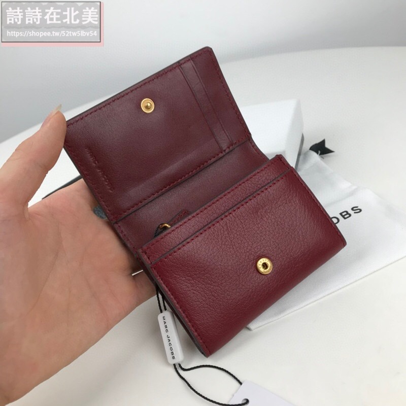詩詩精品店 Marc Jacobs 皮夾 短夾 荔枝紋真皮卡夾 零錢夾 多卡位名片夾 零錢包 鑰匙包 信用卡夾 卡包-細節圖9