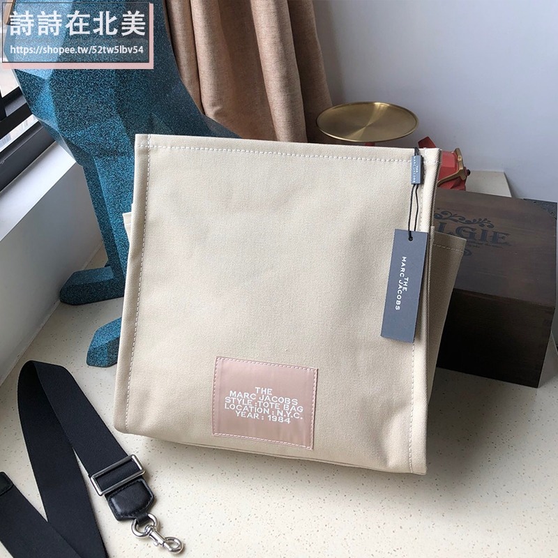 詩詩精品店 Marc Jacobs 包包 斜挎包 THE 帆布包 單肩包 布包 側背包 斜背包 大容量肩背包 背帶可調節-細節圖6