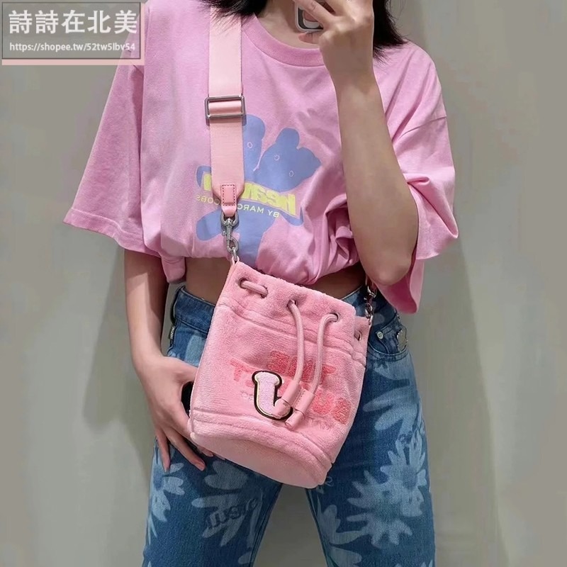 詩詩精品店 Marc Jacobs 包包 托特包 水桶包 單肩包 珊瑚絨手提包 抽繩包 肩背包 斜挎包 手腕包 側背包-細節圖4