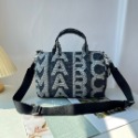 詩詩精品店 Marc Jacobs 包包 托特包 手提包 枕頭包 波士頓包 側背包 帆布托特包 手提袋 旅行包 肩背包-規格圖11