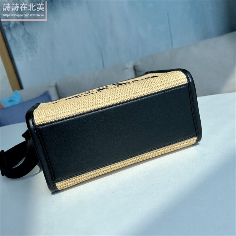 詩詩精品店 Marc Jacobs 包包 托特包 相機包 腋下包 水桶包 單肩包 斜挎包 肩背包 編織拼皮側背包 束口包-細節圖8