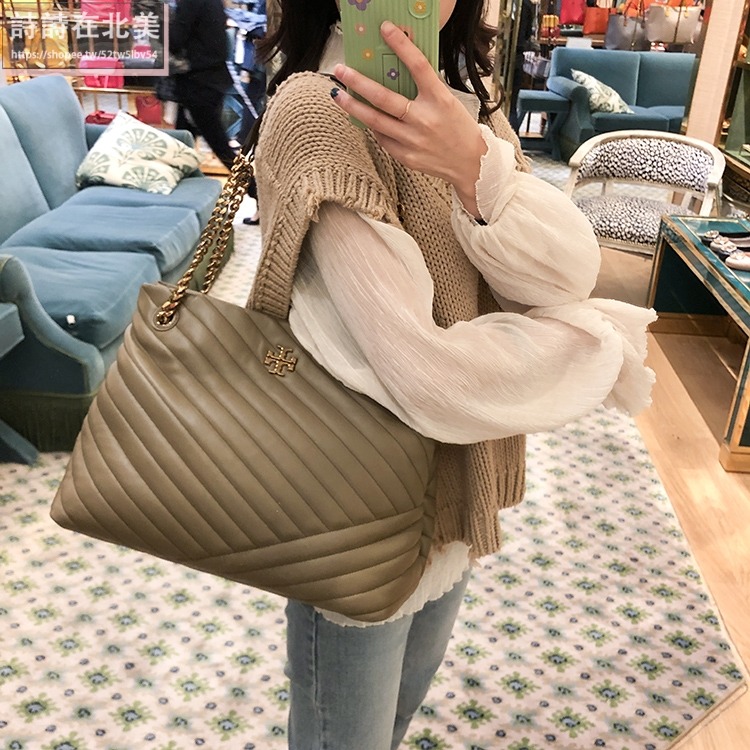 詩詩精品 Tory Burch 包包 鏈條包 托特包 手提包 小羊皮斜紋側背包 水桶包 水餃包 單肩包 斜背包 鏈帶包-細節圖3