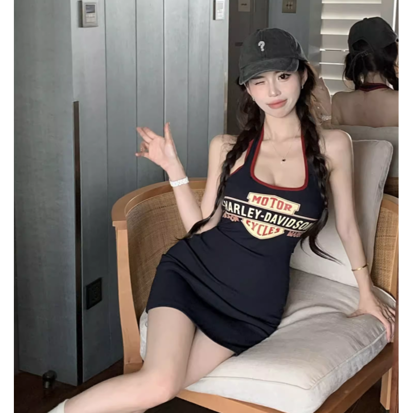 美式運動風 掛脖抹胸吊帶洋裝-細節圖4