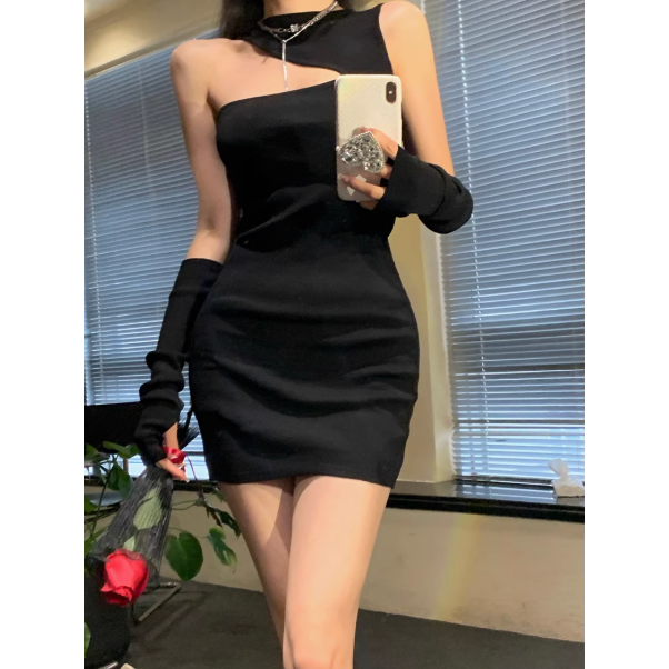 別緻獨特 半高領 收腰包臀裙 附袖套 2色-細節圖5