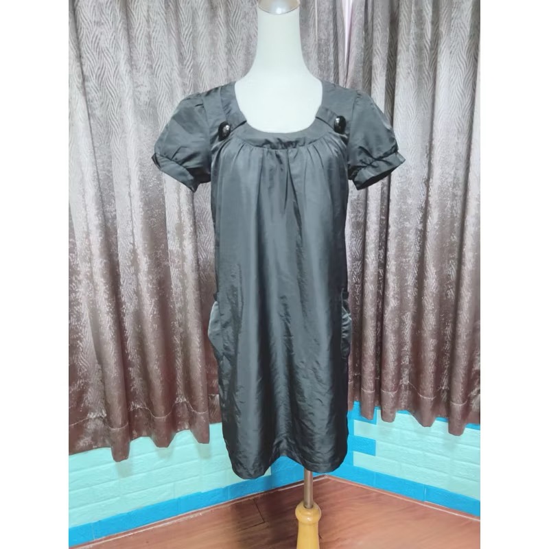 二手衣 黑色泡泡袖短洋裝-細節圖2