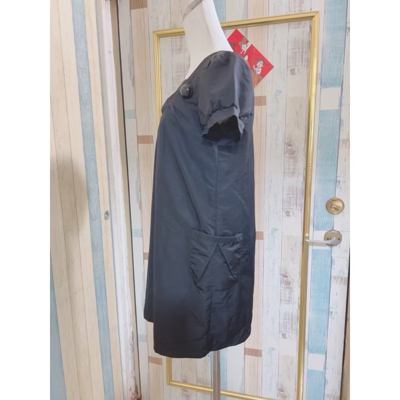 二手衣 黑色泡泡袖短洋裝-細節圖3