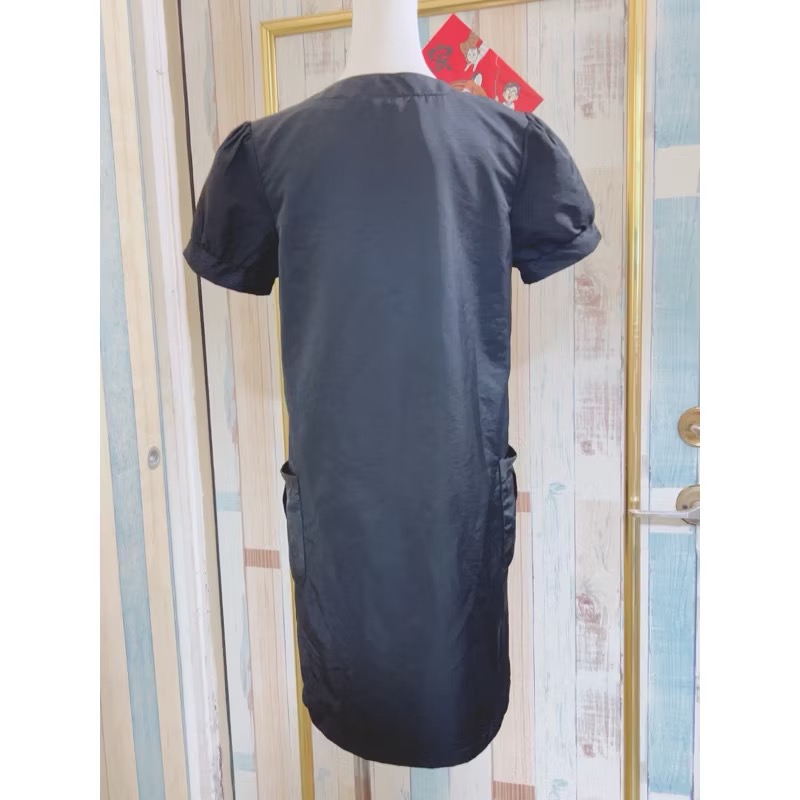 二手衣 黑色泡泡袖短洋裝-細節圖4